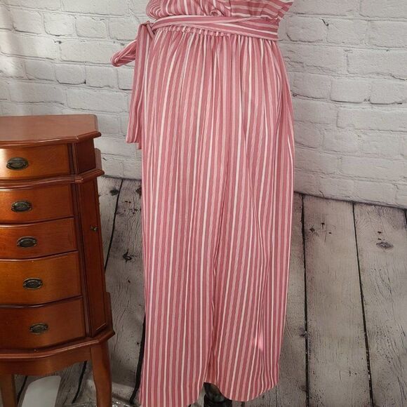 𝅺VINTAGE Unbranded Pink and White Stripe feels of a candy Striper - Picture 8 of 16